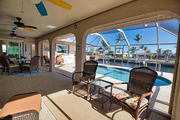330 SORRENTO CT, PUNTA GORDA, FL, 33950