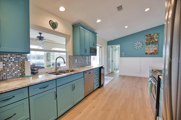 330 SORRENTO CT, PUNTA GORDA, FL, 33950