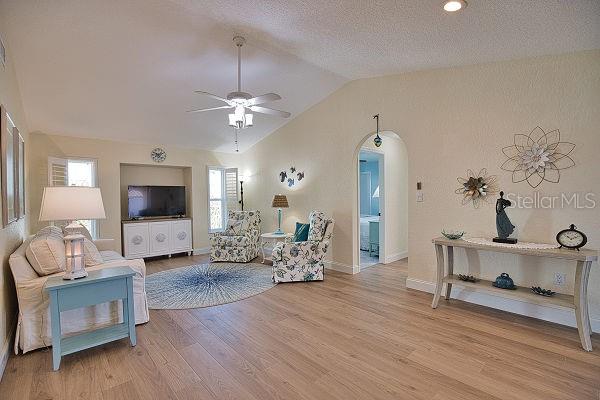 330 SORRENTO CT, PUNTA GORDA, FL, 33950