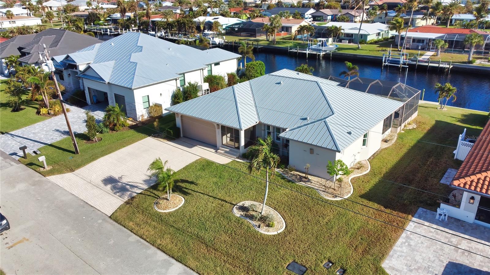330 SORRENTO CT, PUNTA GORDA, FL, 33950