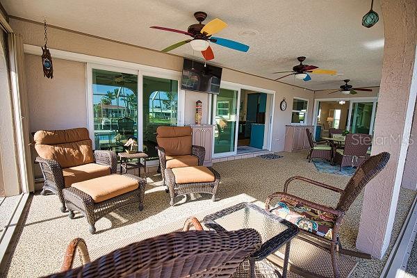 330 SORRENTO CT, PUNTA GORDA, FL, 33950