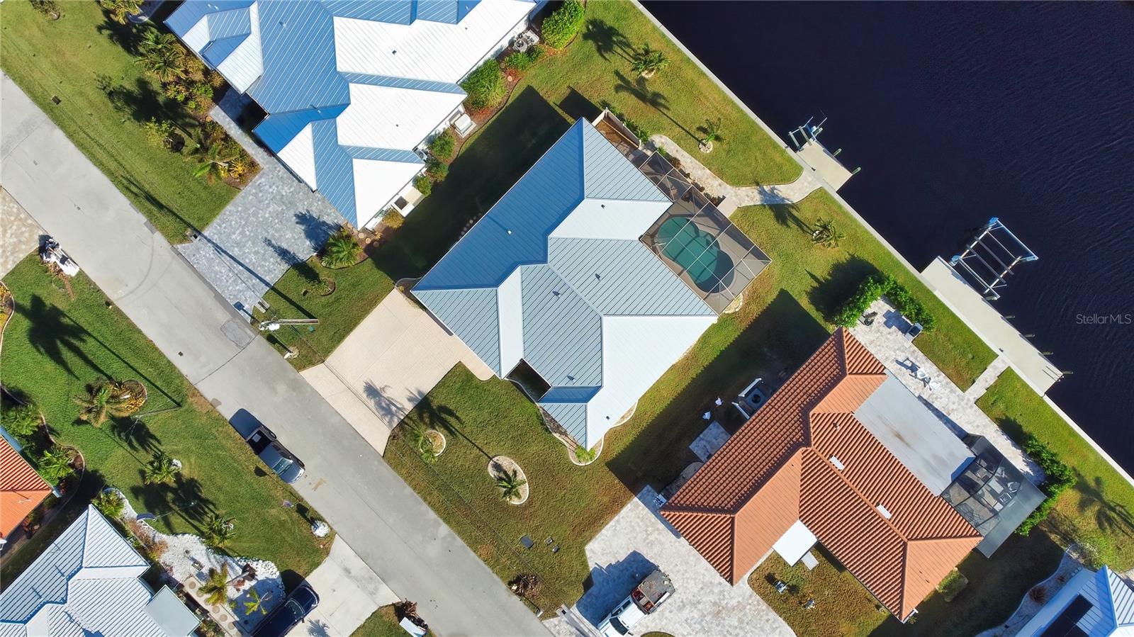 330 SORRENTO CT, PUNTA GORDA, FL, 33950