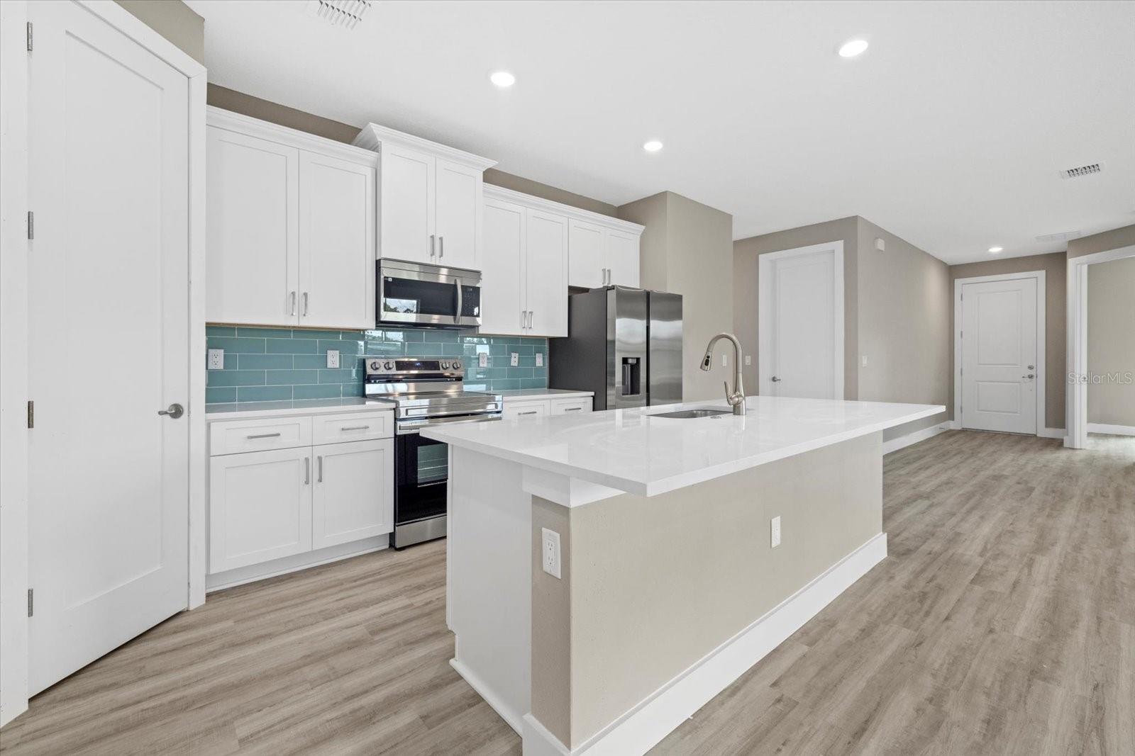 5932 BRICKELL DR, NORTH PORT, FL, 34288