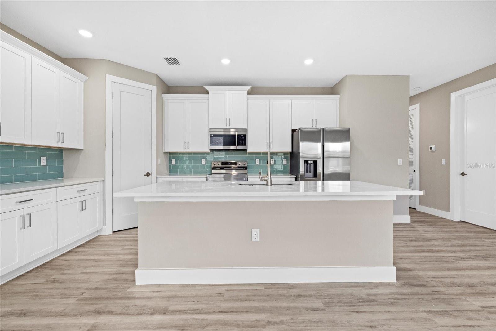 5932 BRICKELL DR, NORTH PORT, FL, 34288