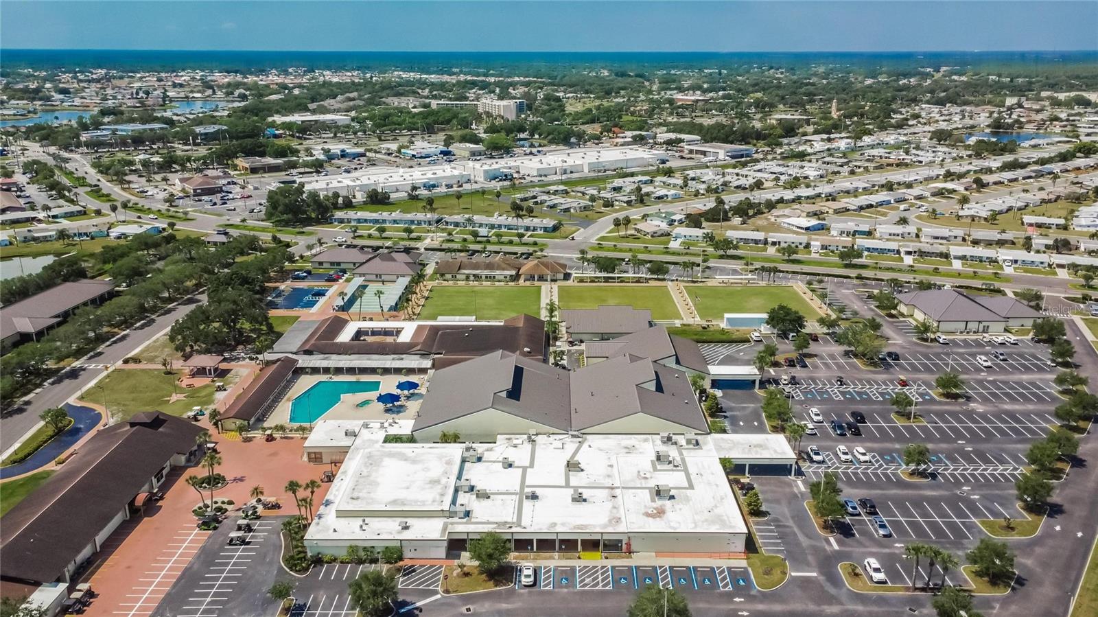 1207 CHEVY CHASE DR, SUN CITY CENTER, FL, 33573