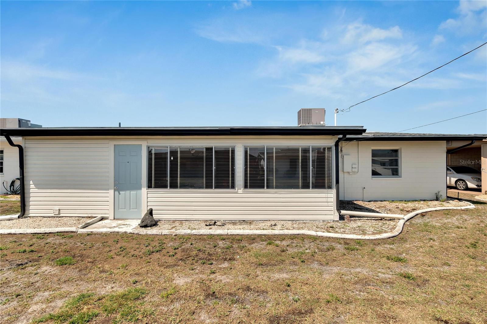 1207 CHEVY CHASE DR, SUN CITY CENTER, FL, 33573