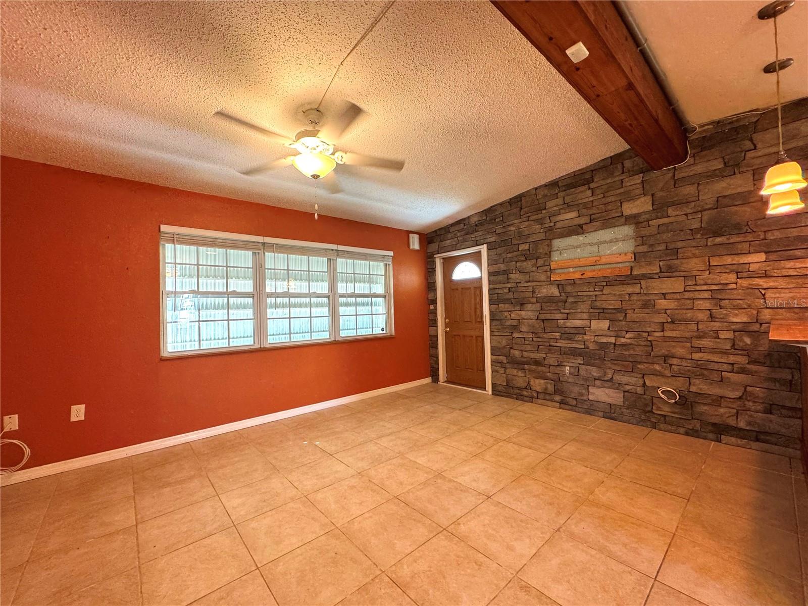 21218 GLADIS AVE, PORT CHARLOTTE, FL, 33952