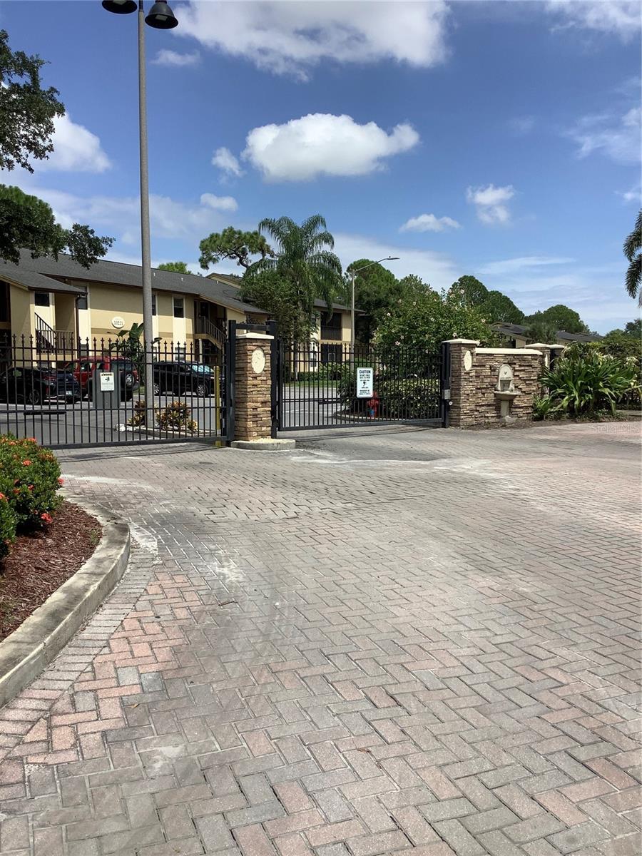 10196 SAILWINDS BLVD S #107, LARGO, FL, 33773