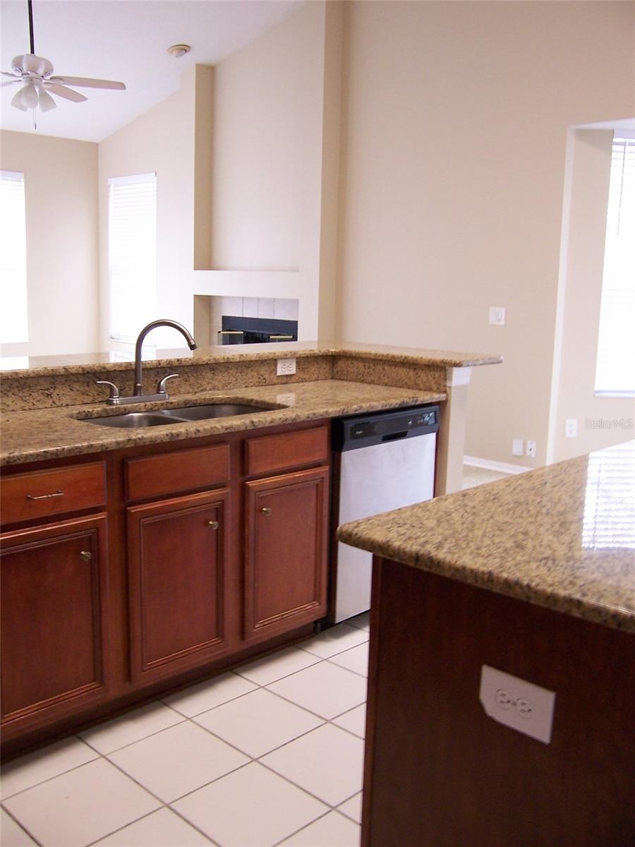 1348 NEW TOWN AVE, ORLANDO, FL, 32835