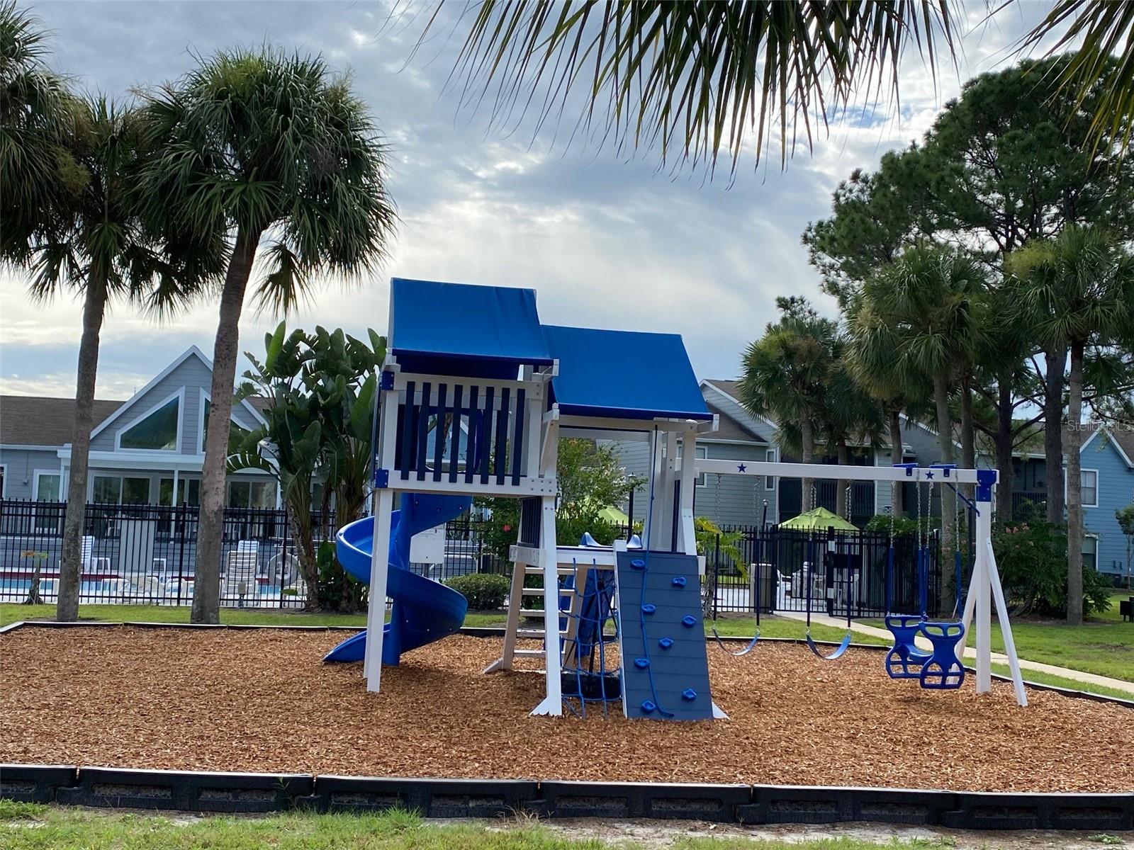 3756 IDLEBROOK CIR #208, CASSELBERRY, FL, 32707