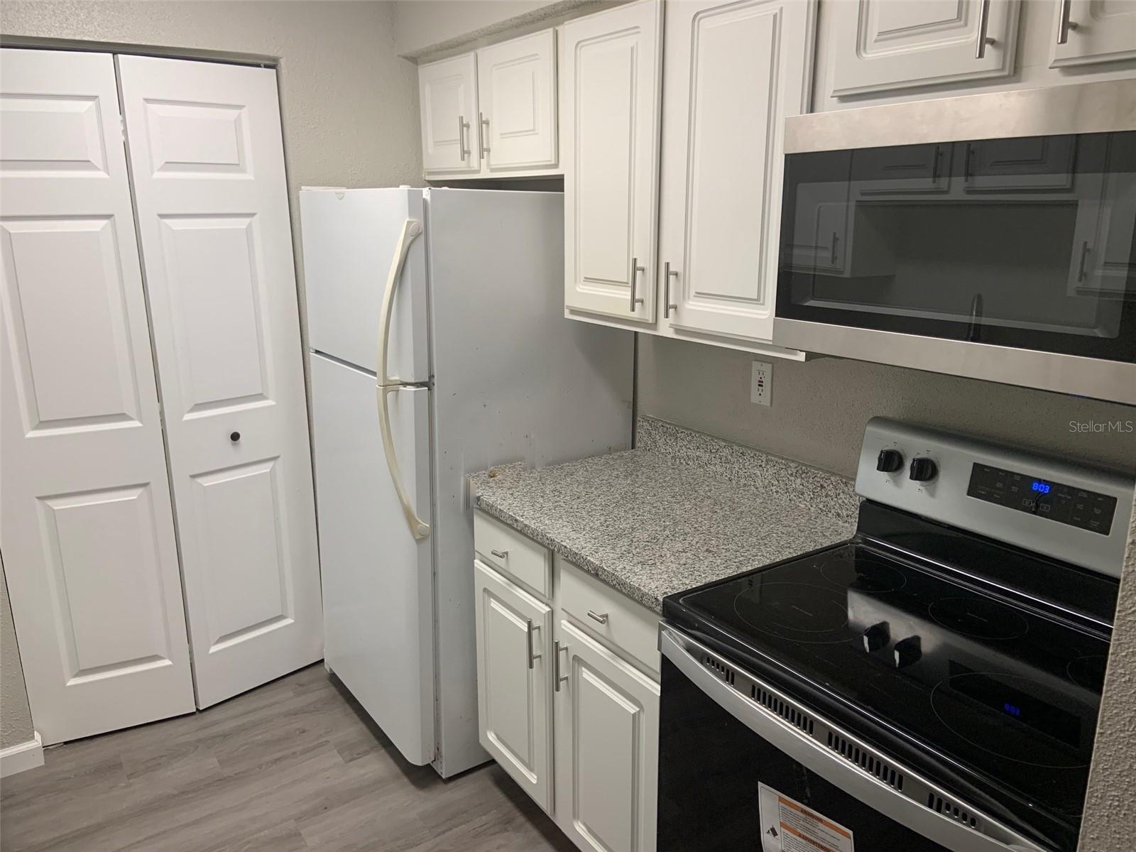 3756 IDLEBROOK CIR #208, CASSELBERRY, FL, 32707
