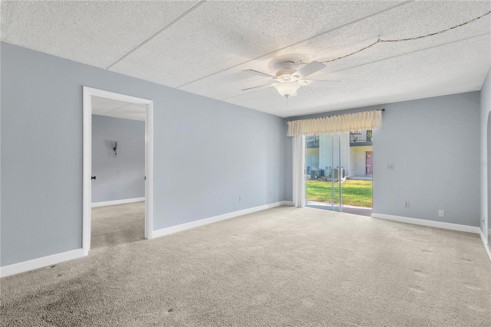 3819 N OAK DR #I21, TAMPA, FL, 33611