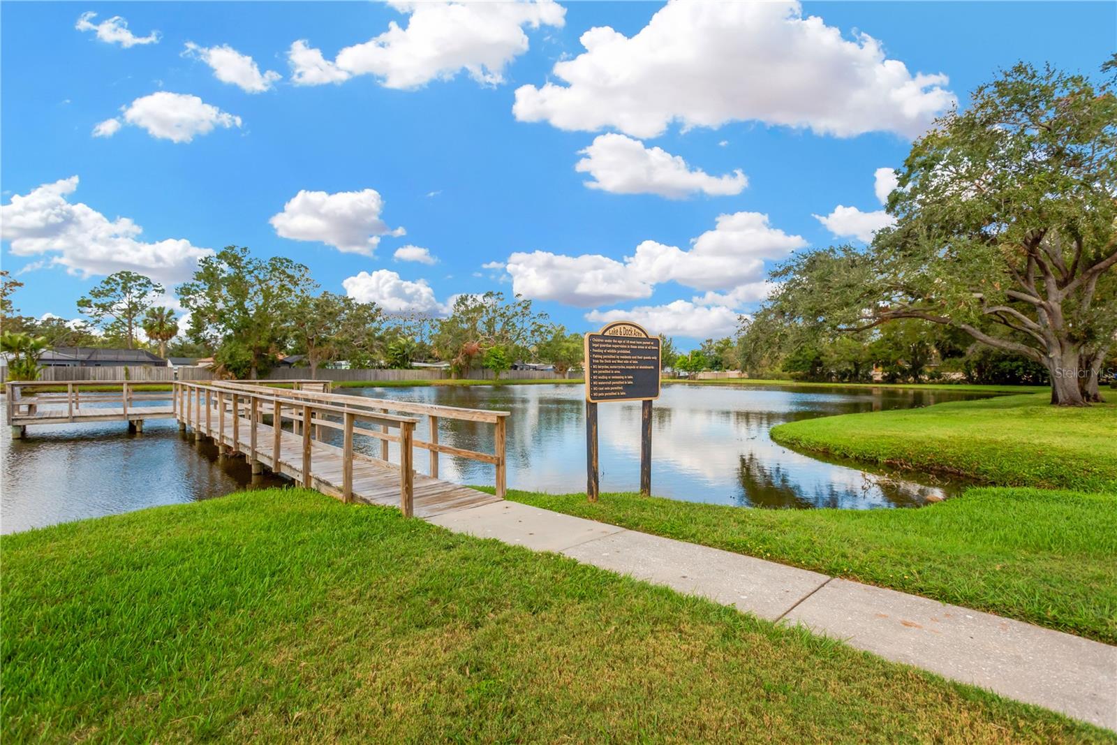 3819 N OAK DR #I21, TAMPA, FL, 33611