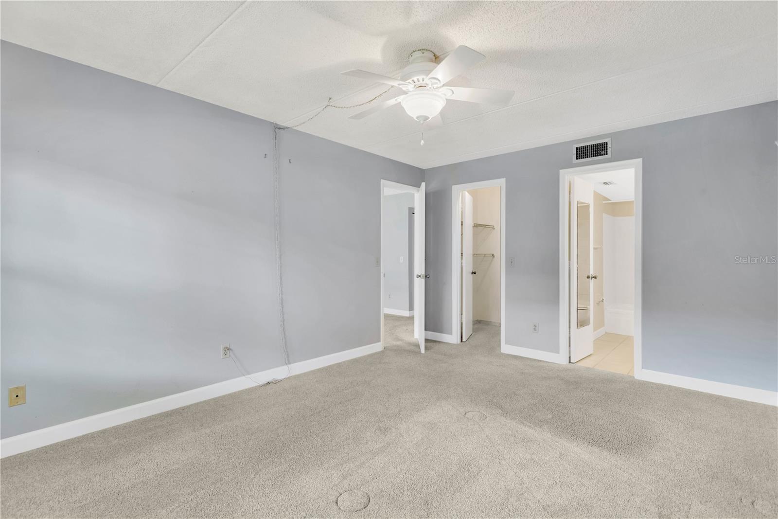 3819 N OAK DR #I21, TAMPA, FL, 33611