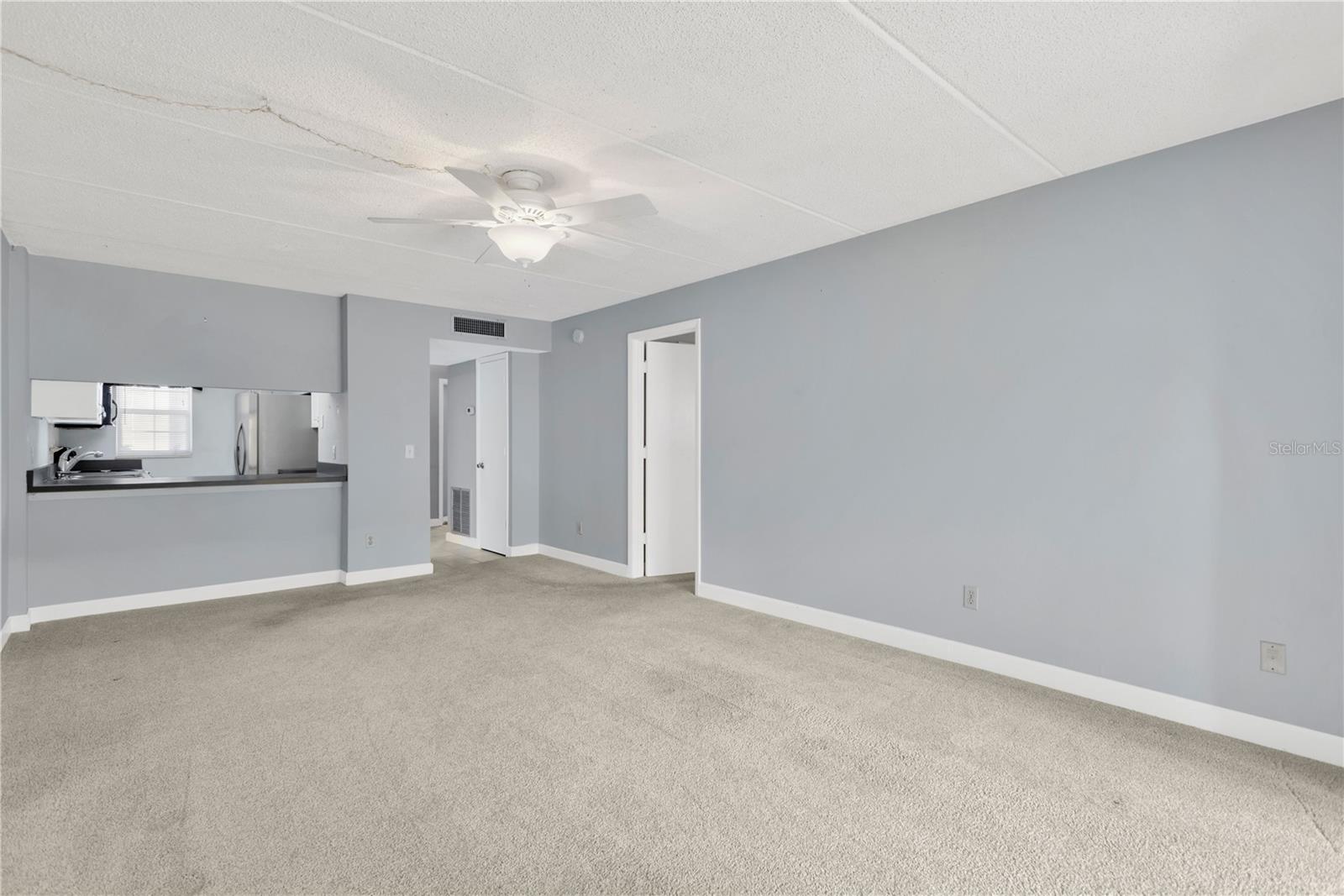 3819 N OAK DR #I21, TAMPA, FL, 33611