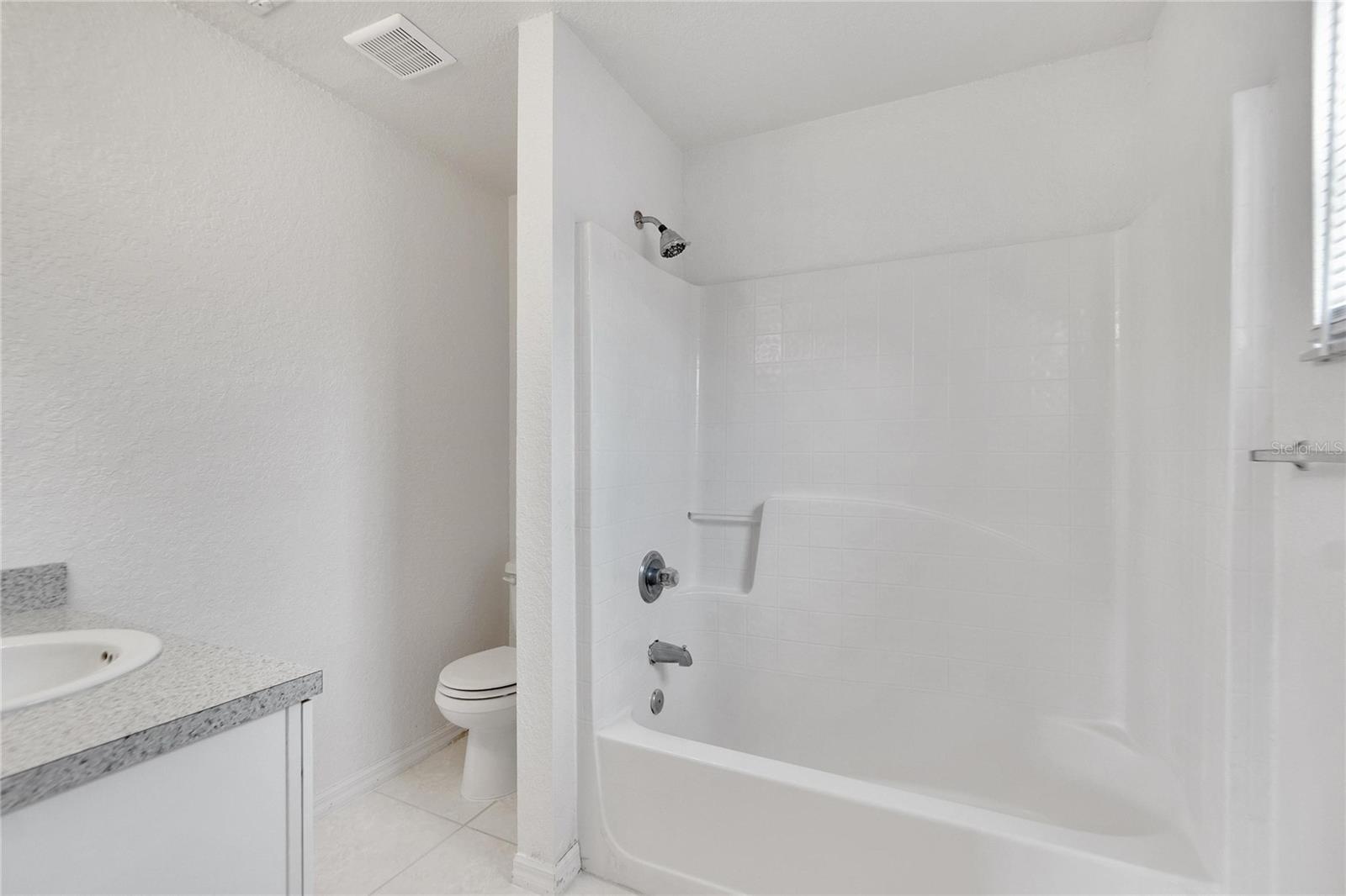 6064 MISSION DR, LAKELAND, FL, 33812