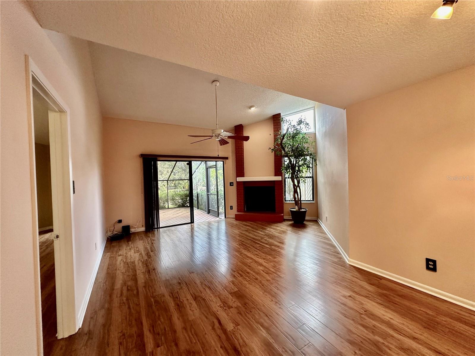 2004 WESTLEY CT, SAFETY HARBOR, FL, 34695