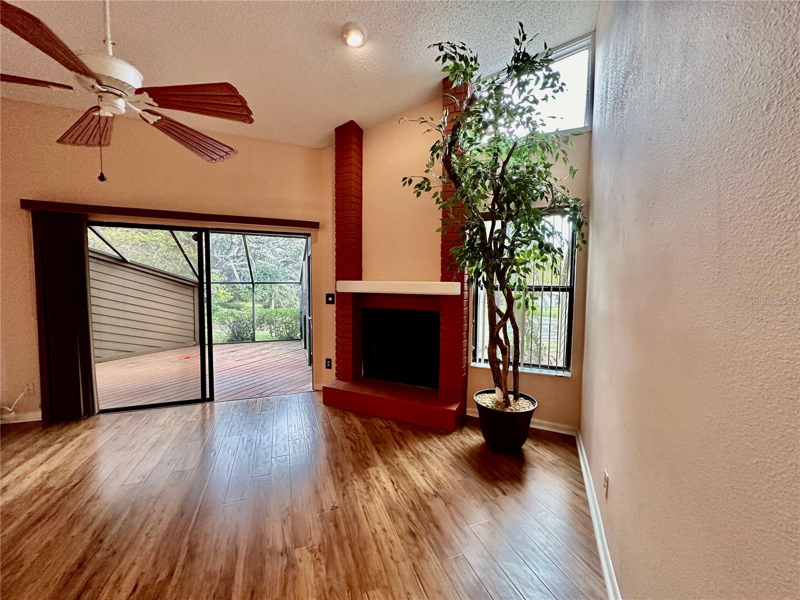 2004 WESTLEY CT, SAFETY HARBOR, FL, 34695
