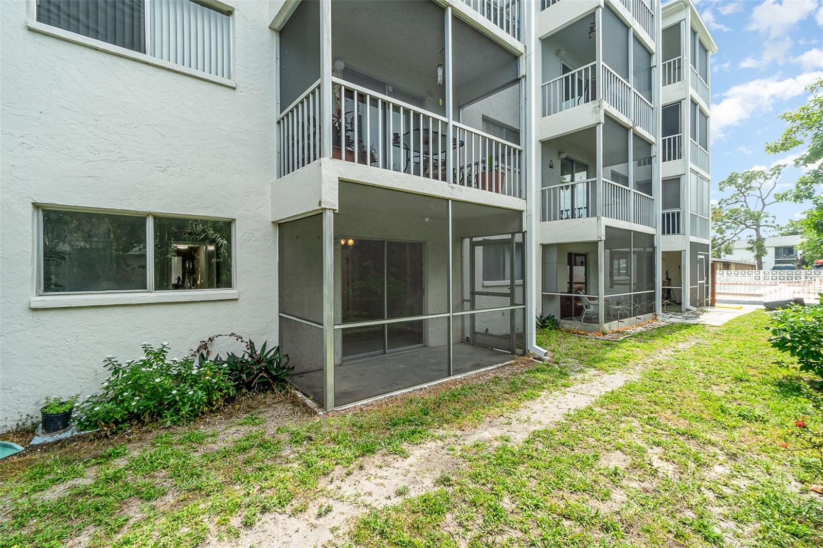 4906 VICTORIA DR #103, CAPE CORAL, FL, 33904