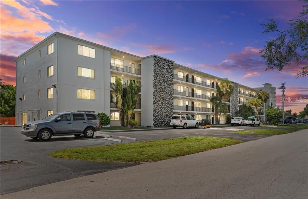 4906 VICTORIA DR #103, CAPE CORAL, FL, 33904