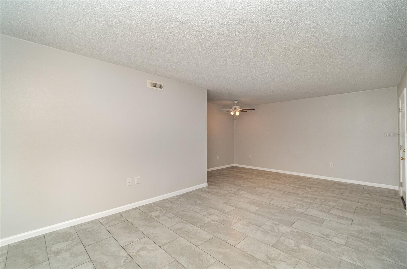 4906 VICTORIA DR #103, CAPE CORAL, FL, 33904