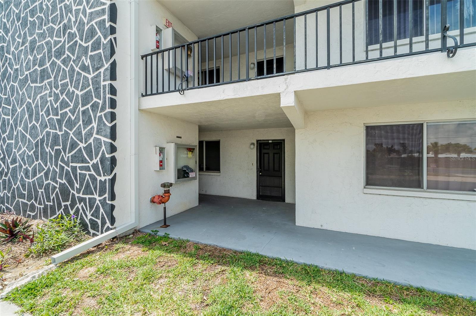4906 VICTORIA DR #103, CAPE CORAL, FL, 33904