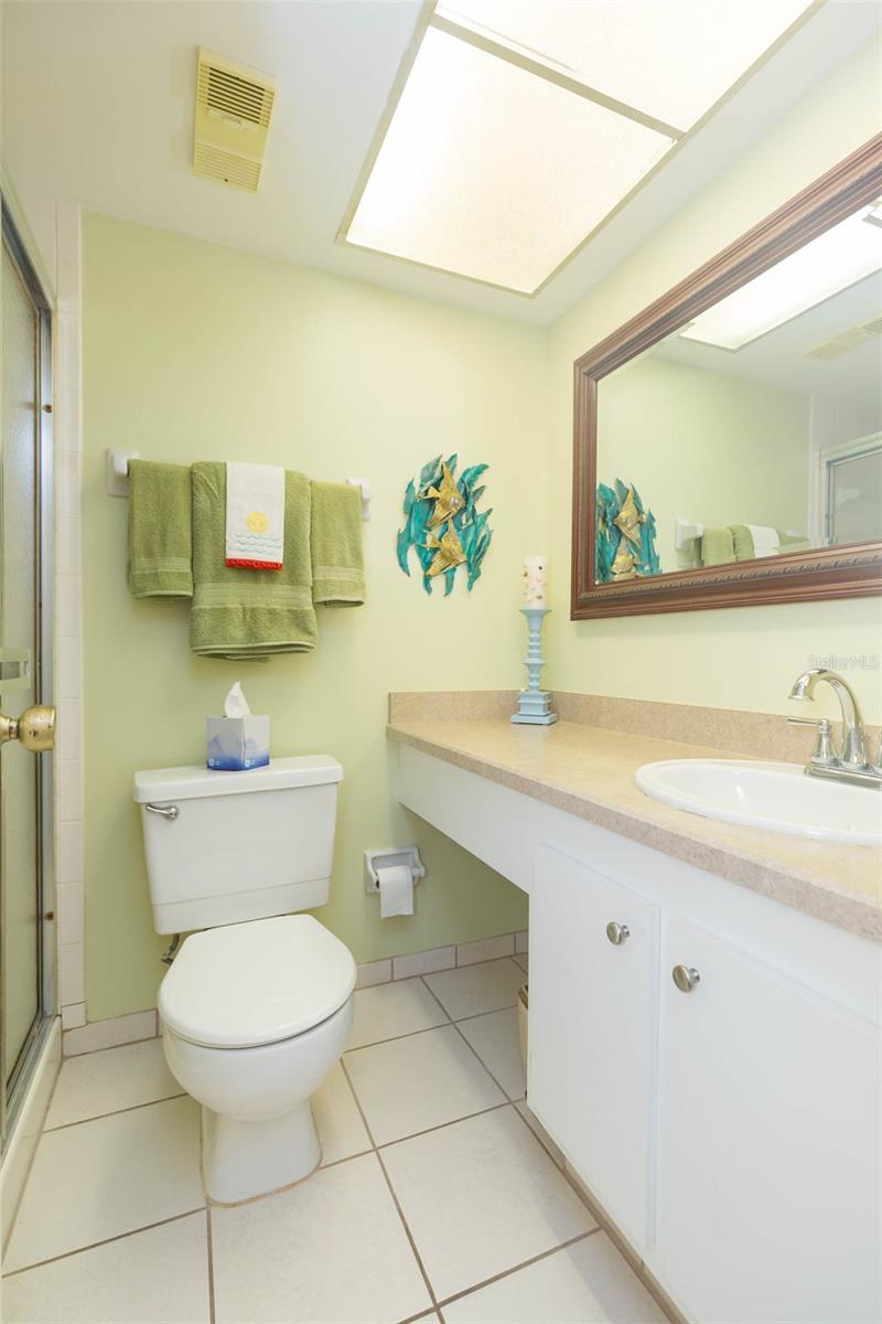 315 30 AVE W #B201, BRADENTON, FL, 34205