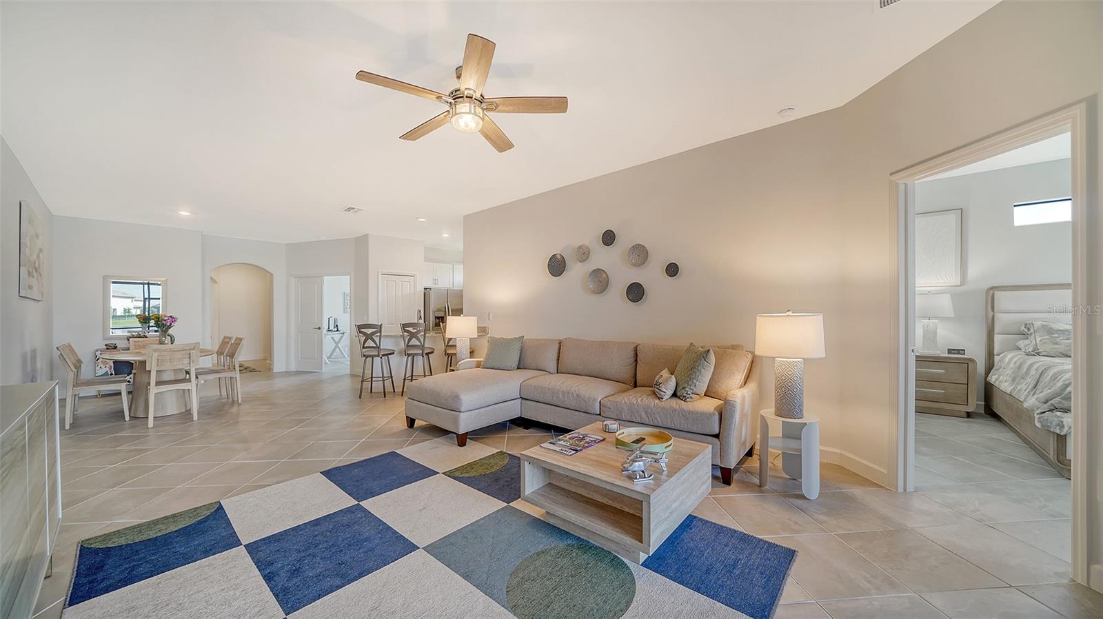 15721 SUNNY DAY DR, BRADENTON, FL, 34211