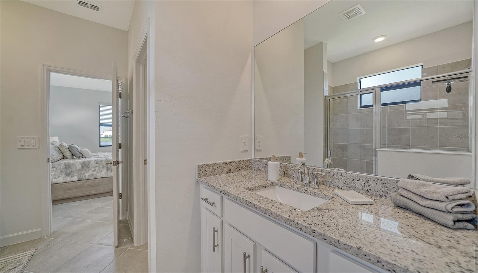 15721 SUNNY DAY DR, BRADENTON, FL, 34211