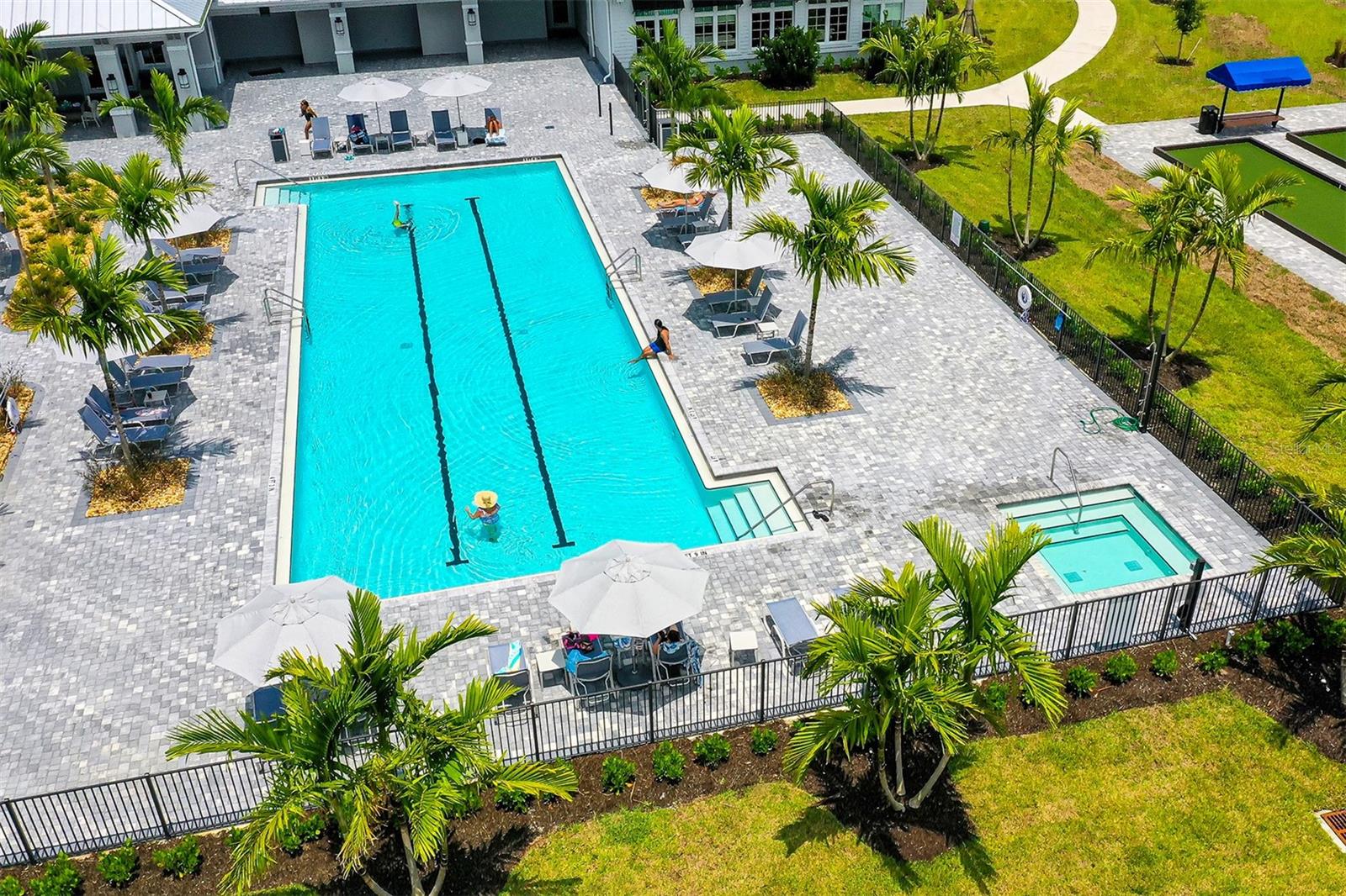 15721 SUNNY DAY DR, BRADENTON, FL, 34211