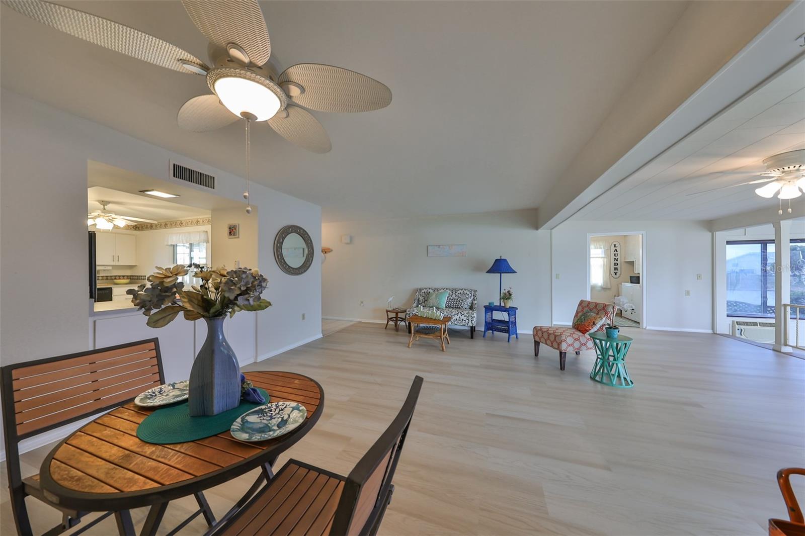 1728 COUNCIL DR, SUN CITY CENTER, FL, 33573