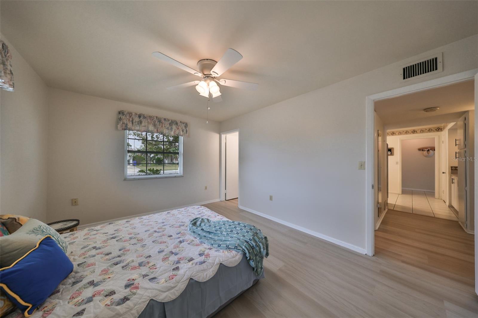 1728 COUNCIL DR, SUN CITY CENTER, FL, 33573
