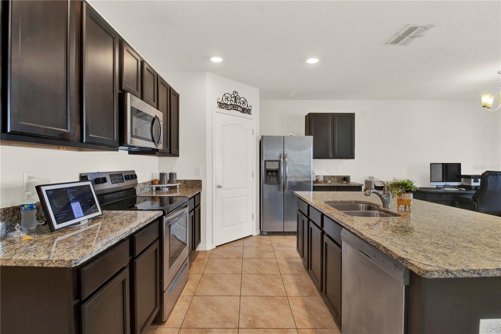 353 SUMMERSHORE DR, AUBURNDALE, FL, 33823