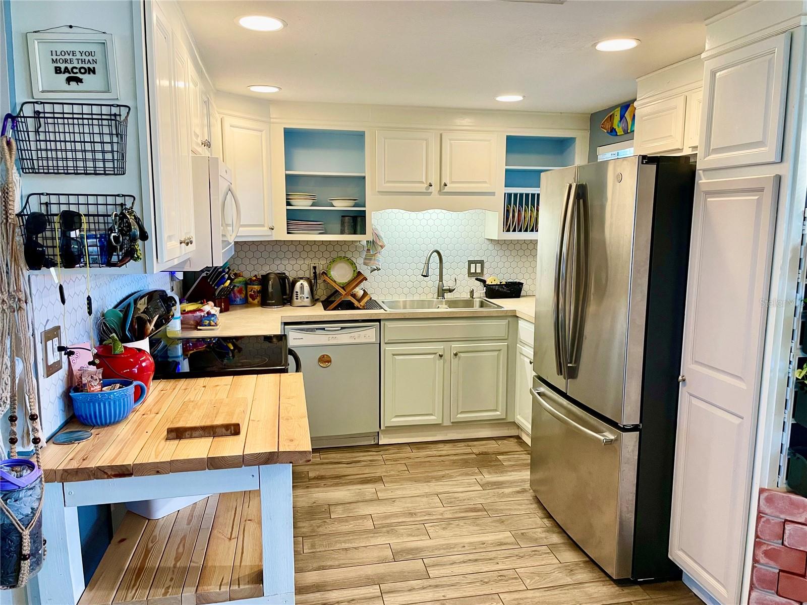 2020 ARKANSAS AVE, ENGLEWOOD, FL, 34224