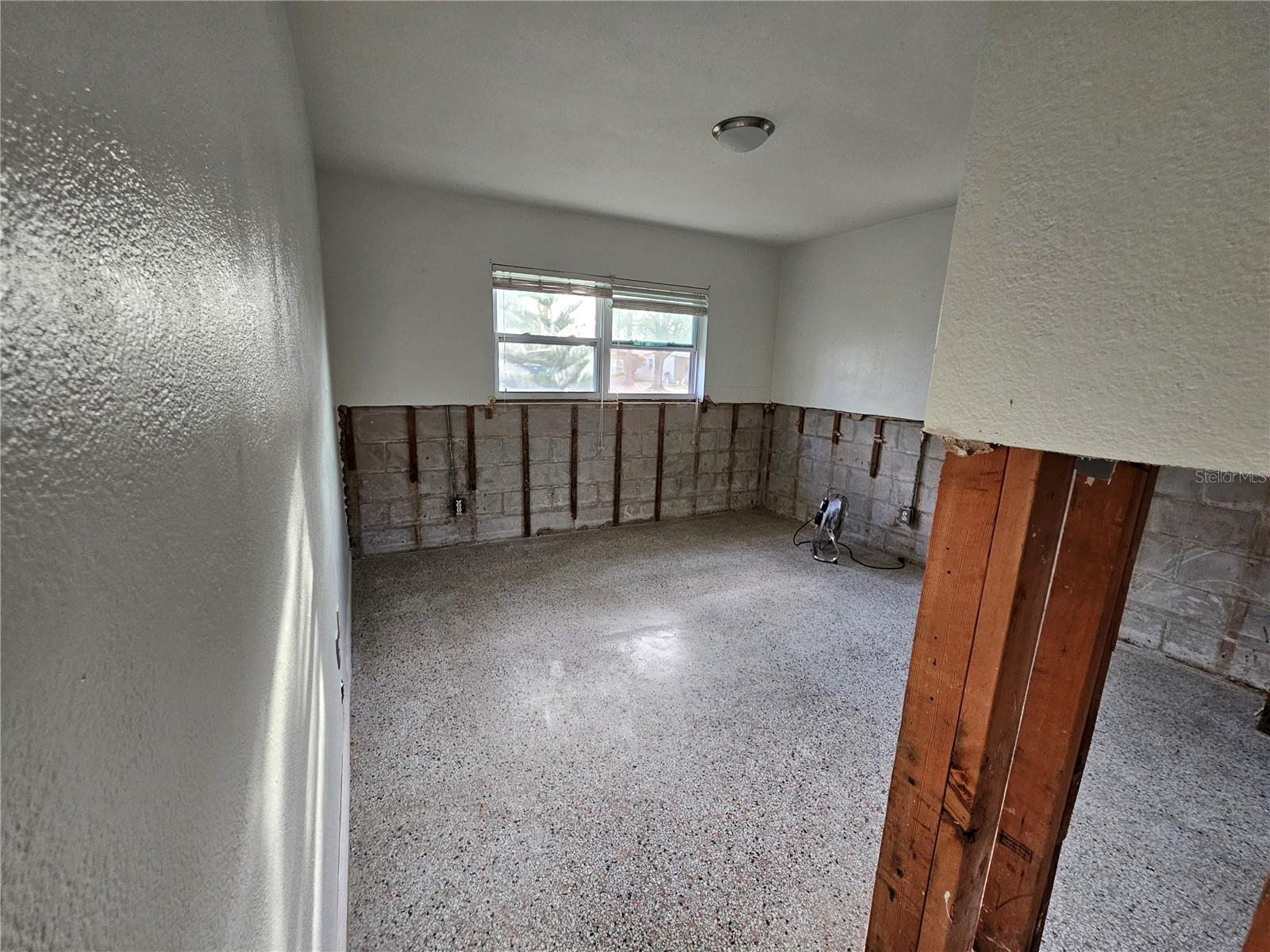 9018 1ST ST N, ST PETERSBURG, FL, 33702