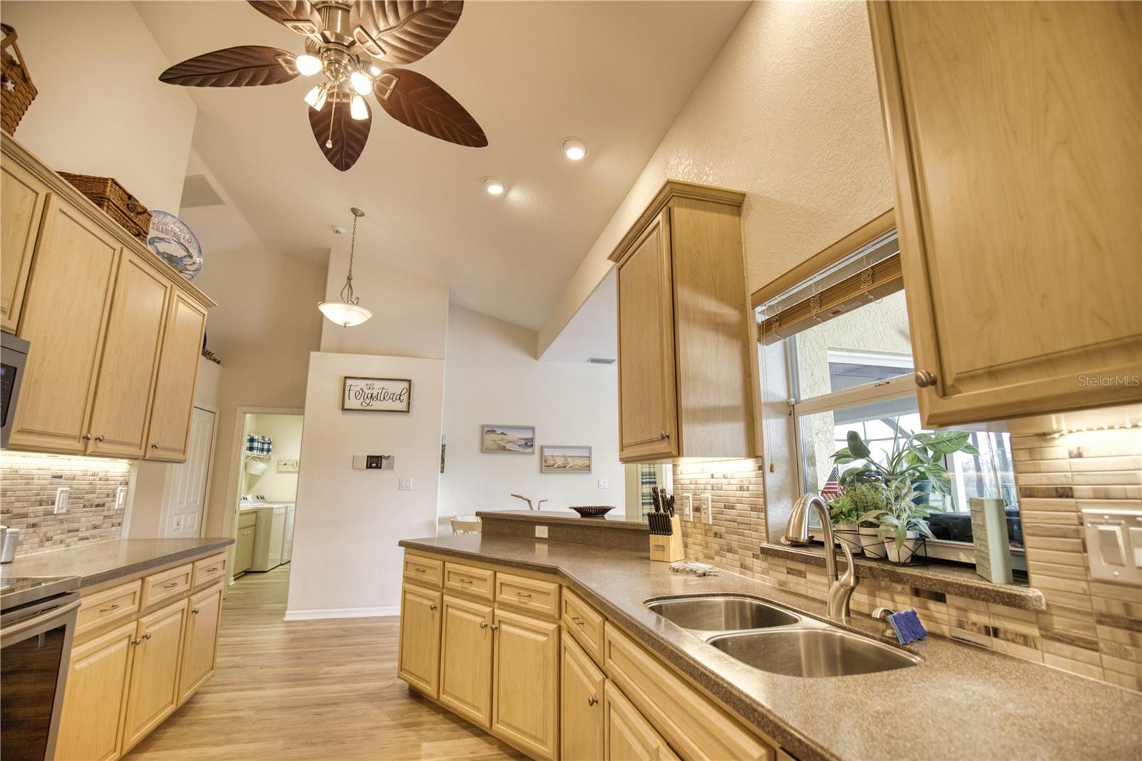 39 TEE VIEW PL, ROTONDA WEST, FL, 33947
