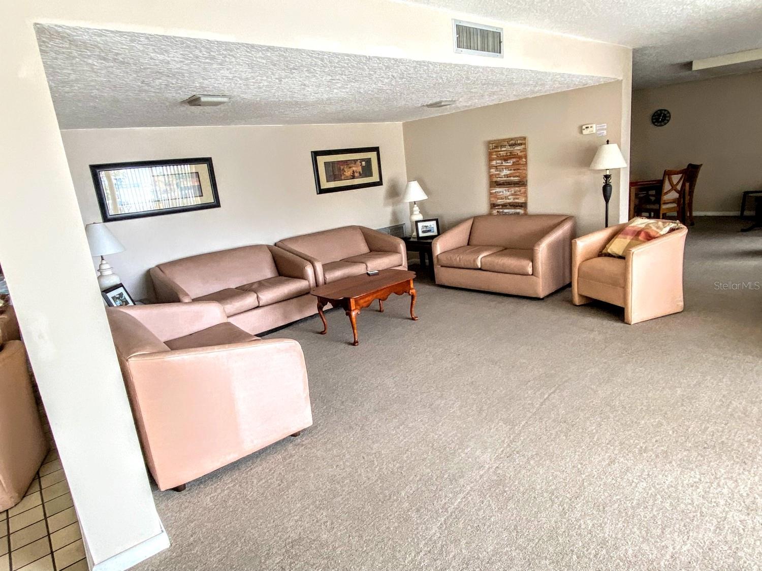 601 N MCDONALD ST #208, MOUNT DORA, FL, 32757