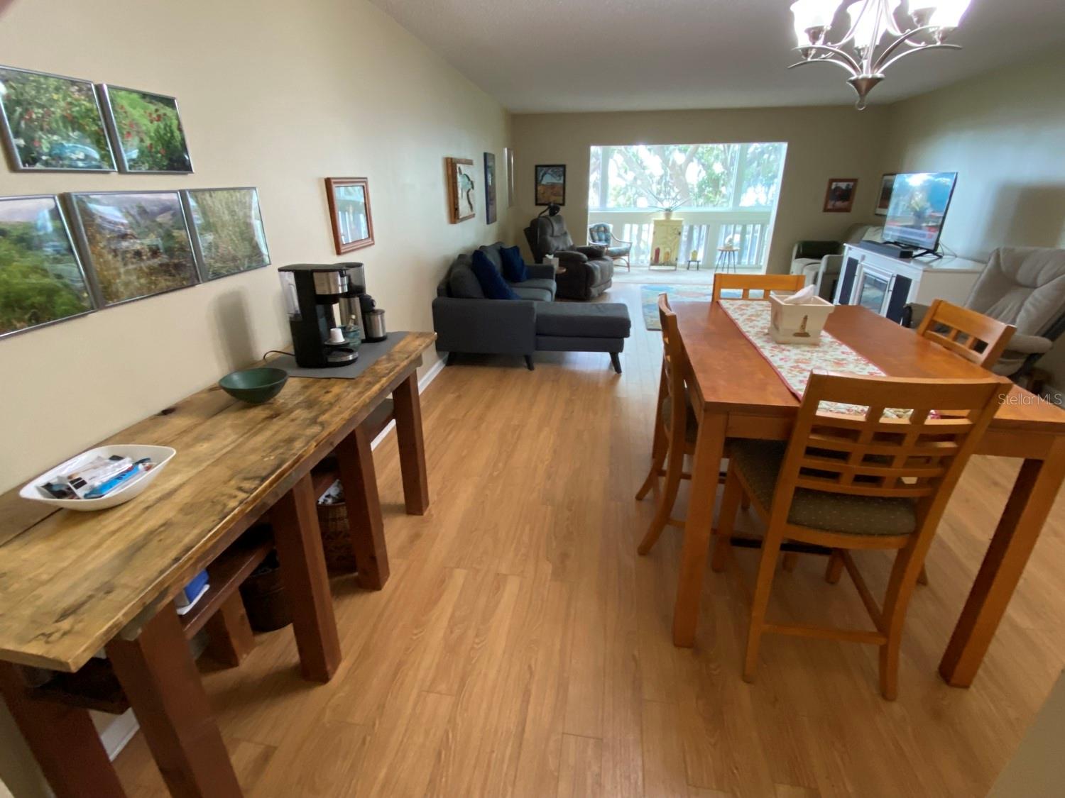 601 N MCDONALD ST #208, MOUNT DORA, FL, 32757