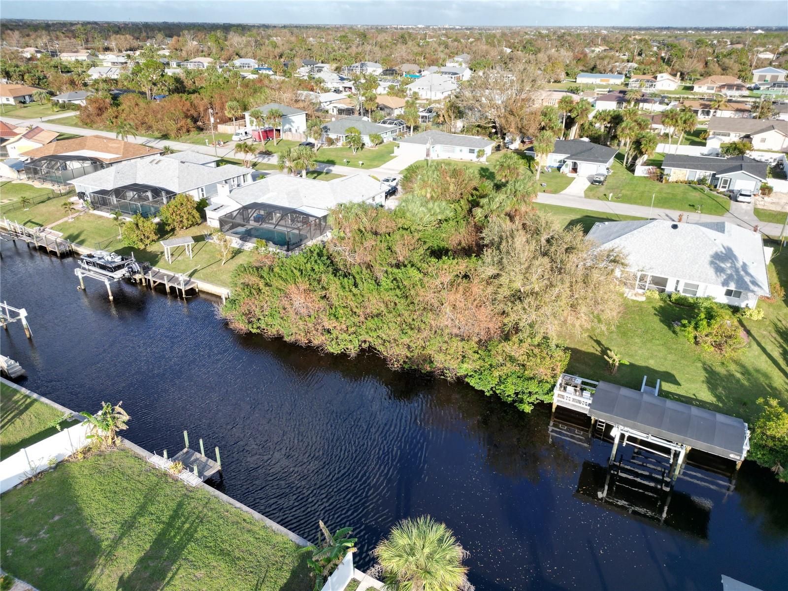 4194 YUCATAN CIR, PORT CHARLOTTE, FL, 33948