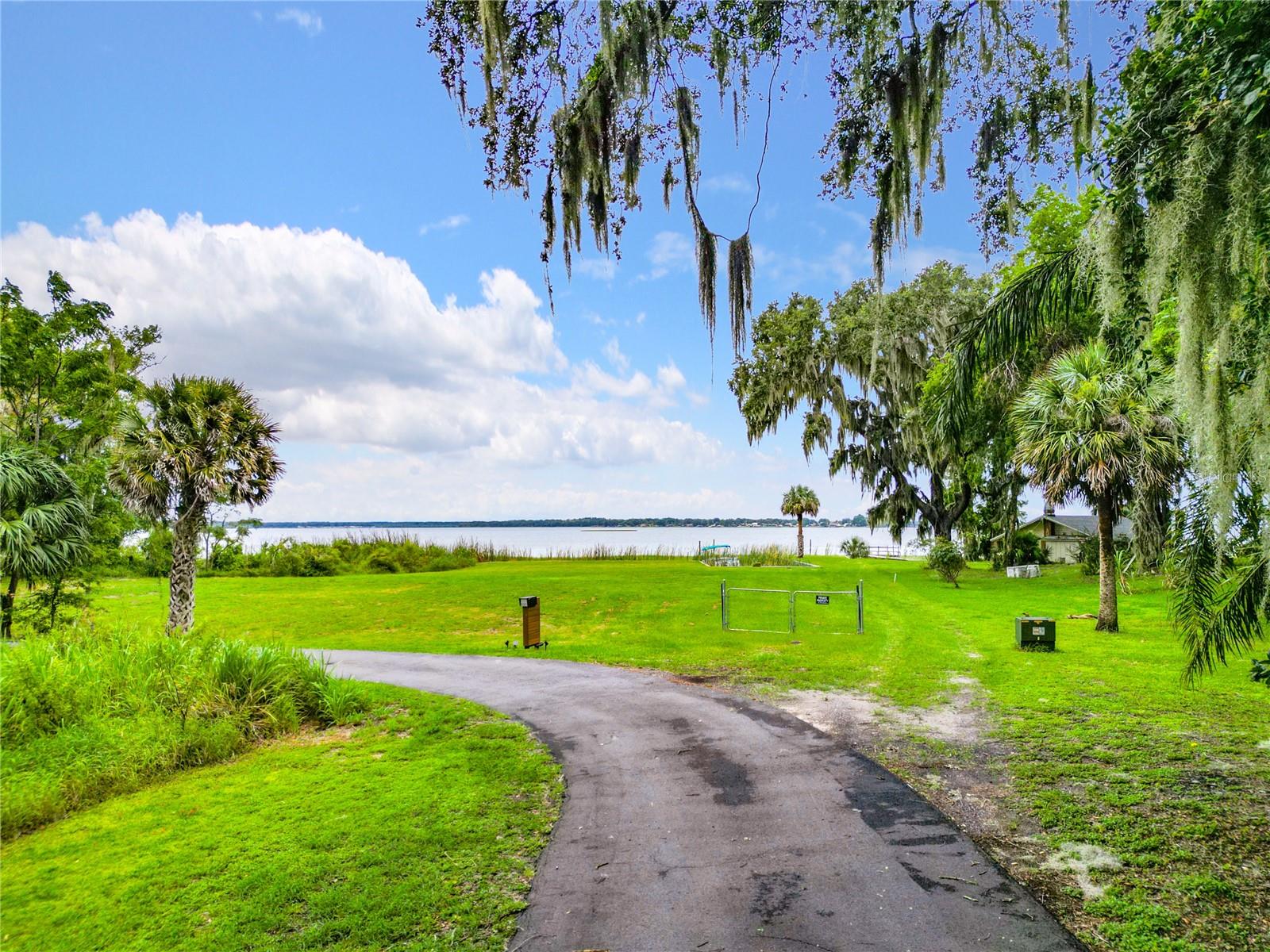 SHORE ACRES DR, LEESBURG, FL, 34748