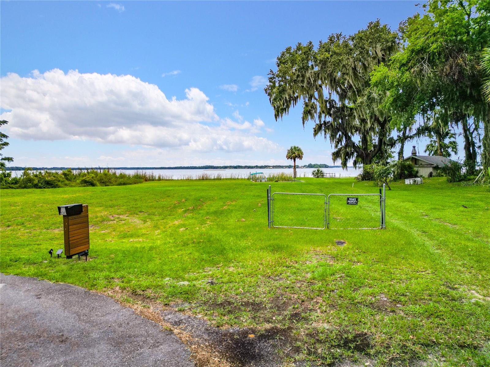 SHORE ACRES DR, LEESBURG, FL, 34748