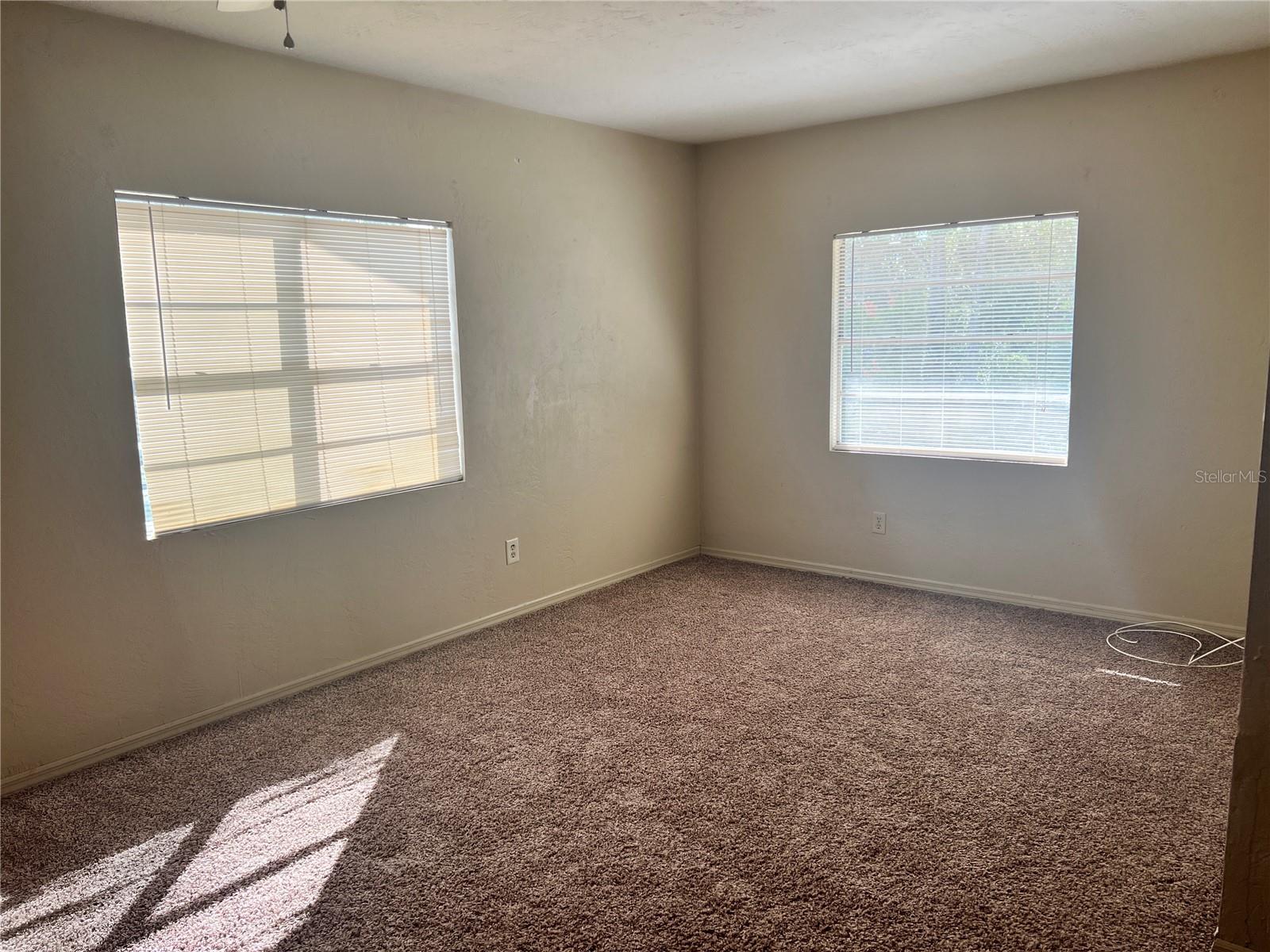 119 N ORANGE AVE, DELAND, FL, 32720