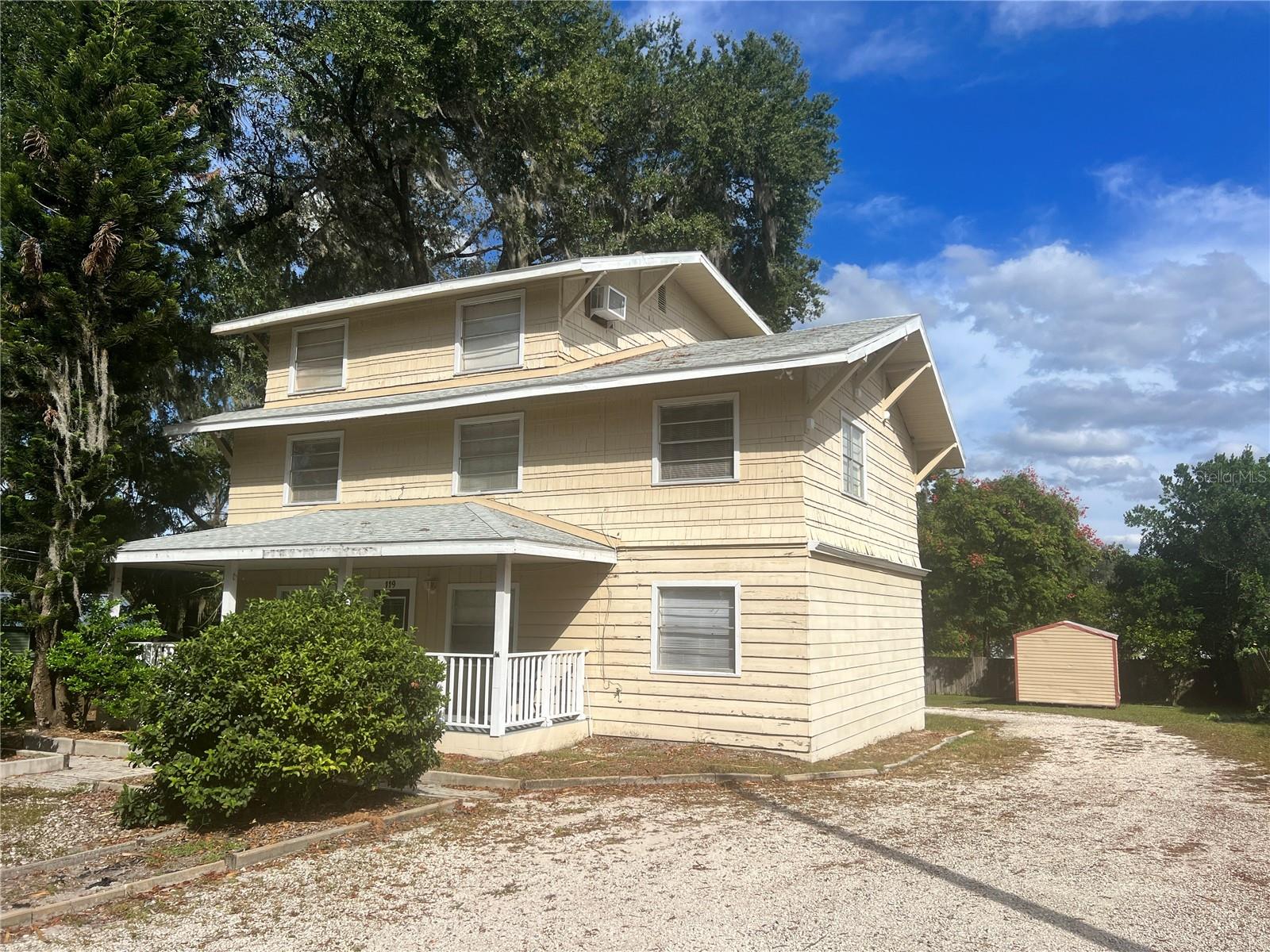 119 N ORANGE AVE, DELAND, FL, 32720