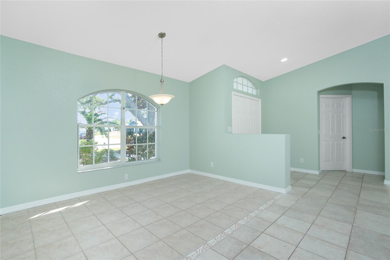 217 ROTONDA CIR, ROTONDA WEST, FL, 33947