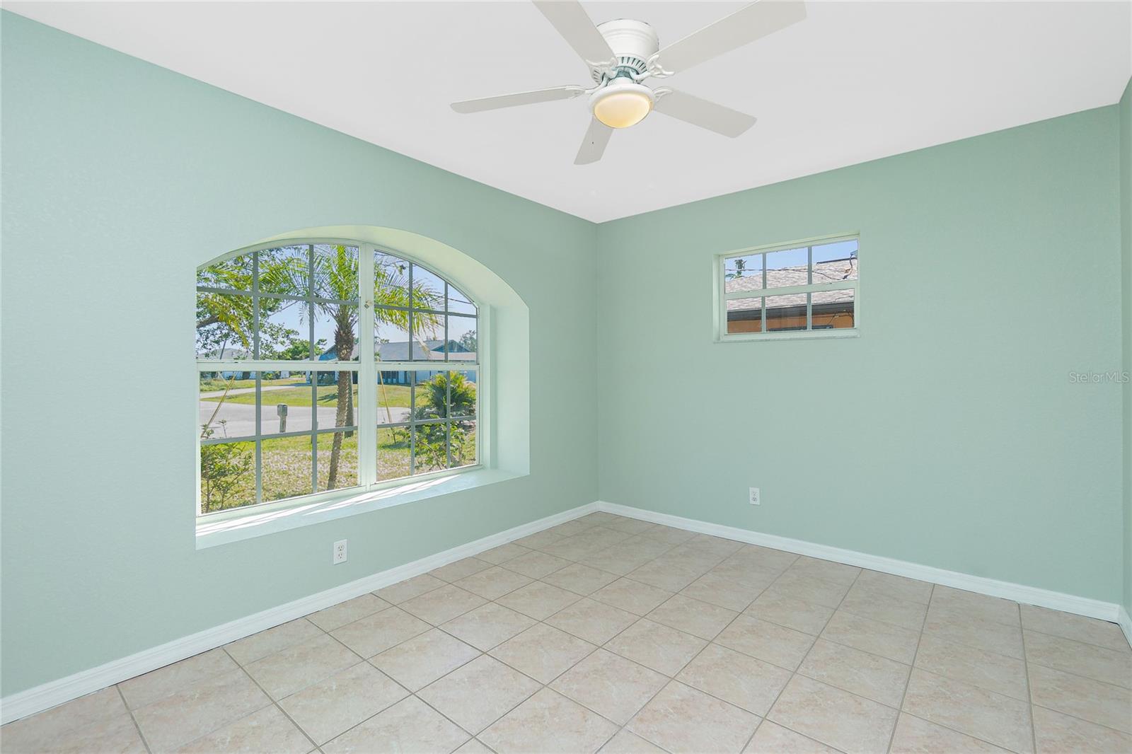 217 ROTONDA CIR, ROTONDA WEST, FL, 33947