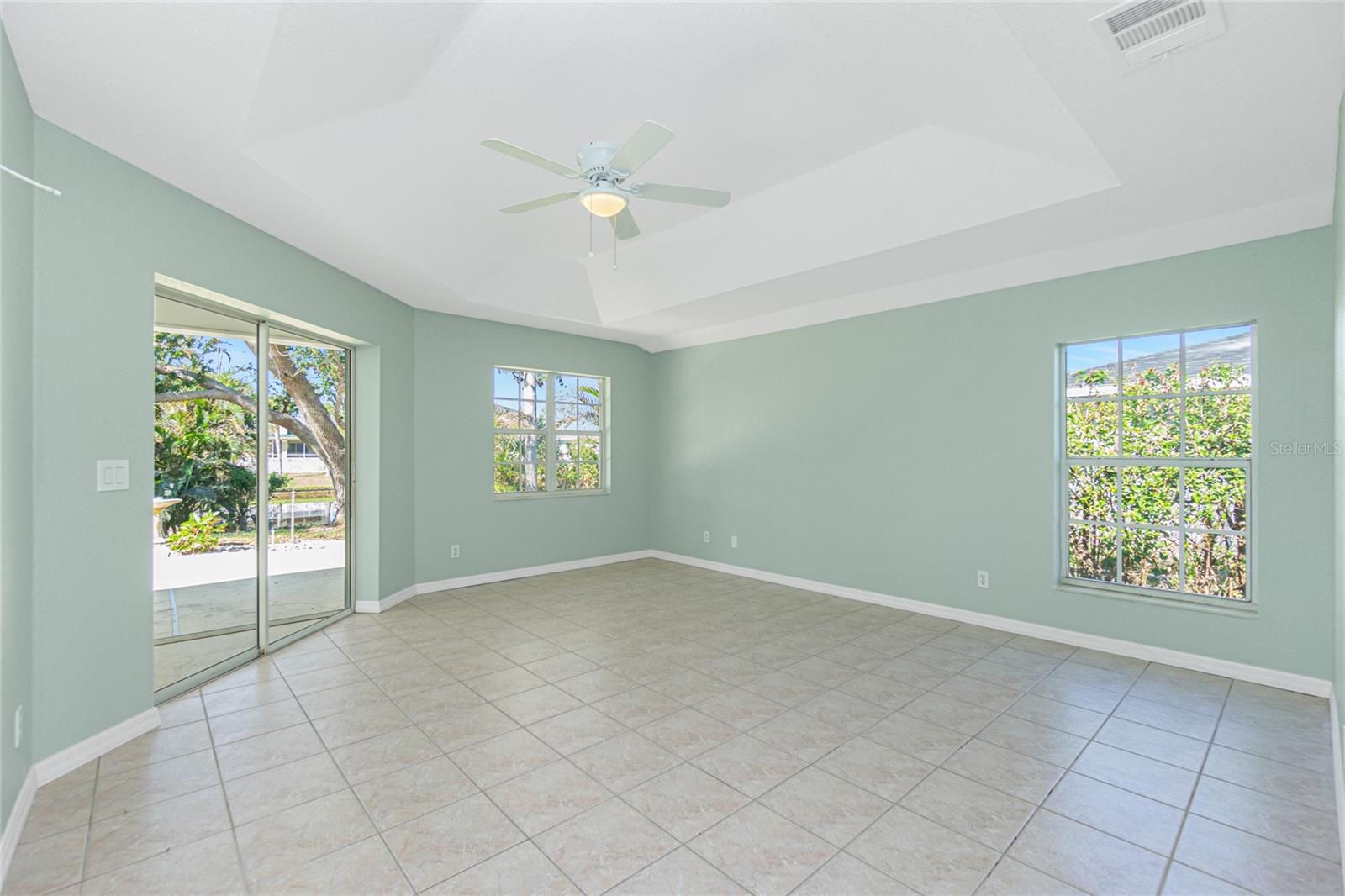217 ROTONDA CIR, ROTONDA WEST, FL, 33947
