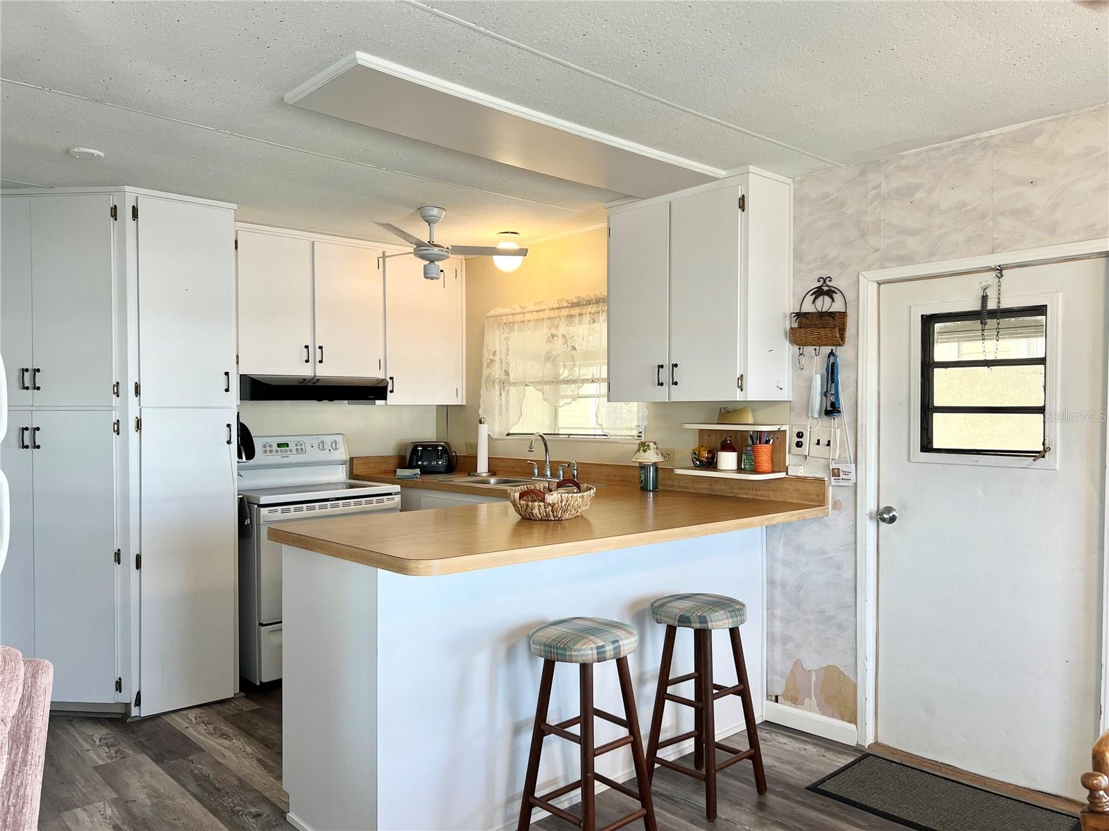 3331 DAWNS DELL, ZEPHYRHILLS, FL, 33541