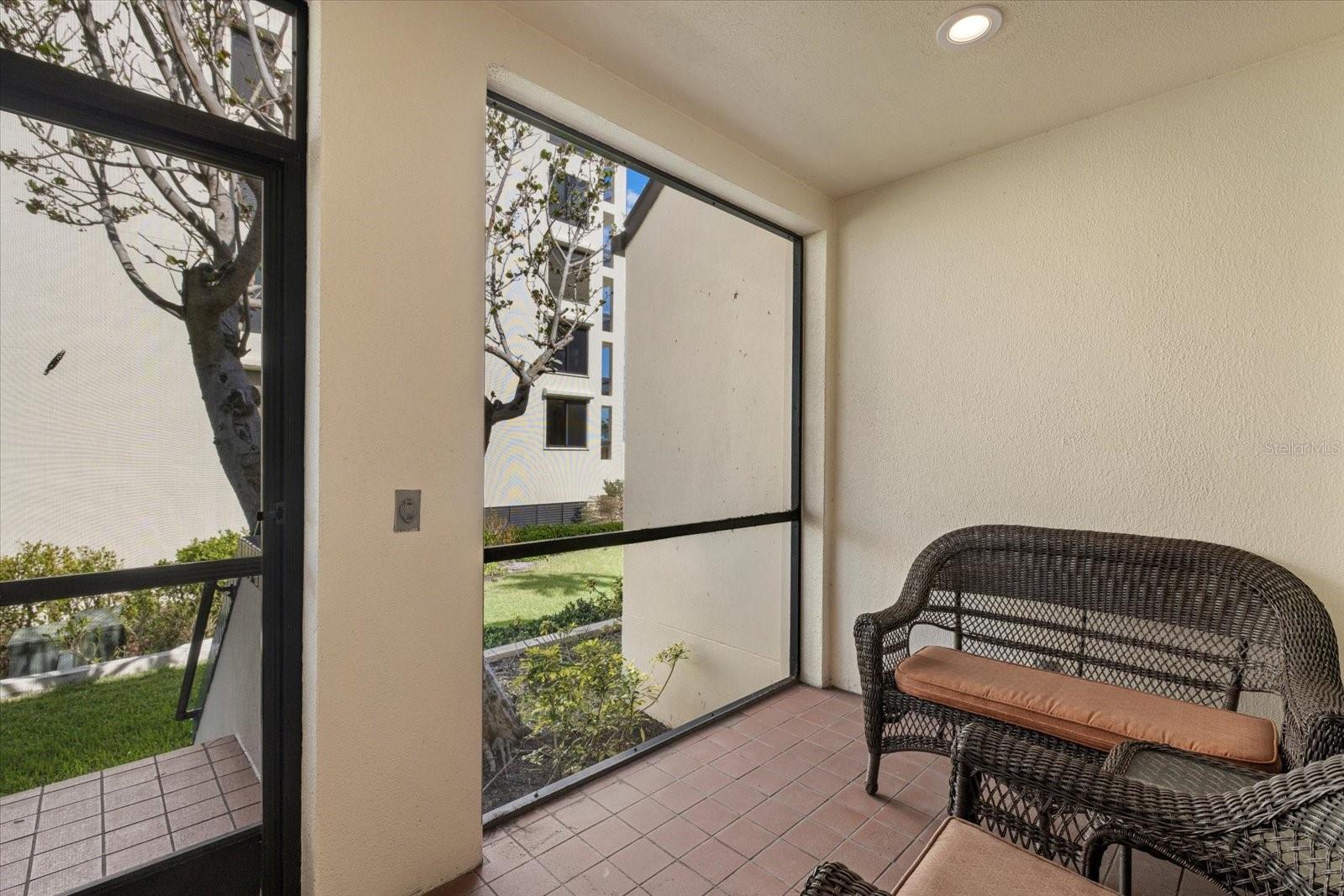 2012 HARBOURSIDE DR #2102, LONGBOAT KEY, FL, 34228