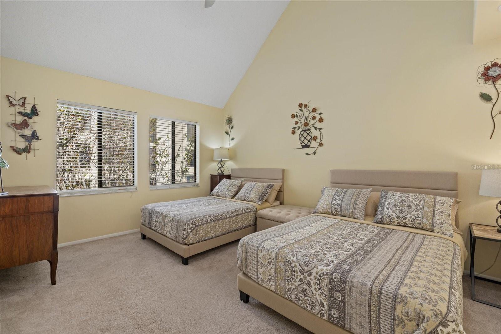 2012 HARBOURSIDE DR #2102, LONGBOAT KEY, FL, 34228