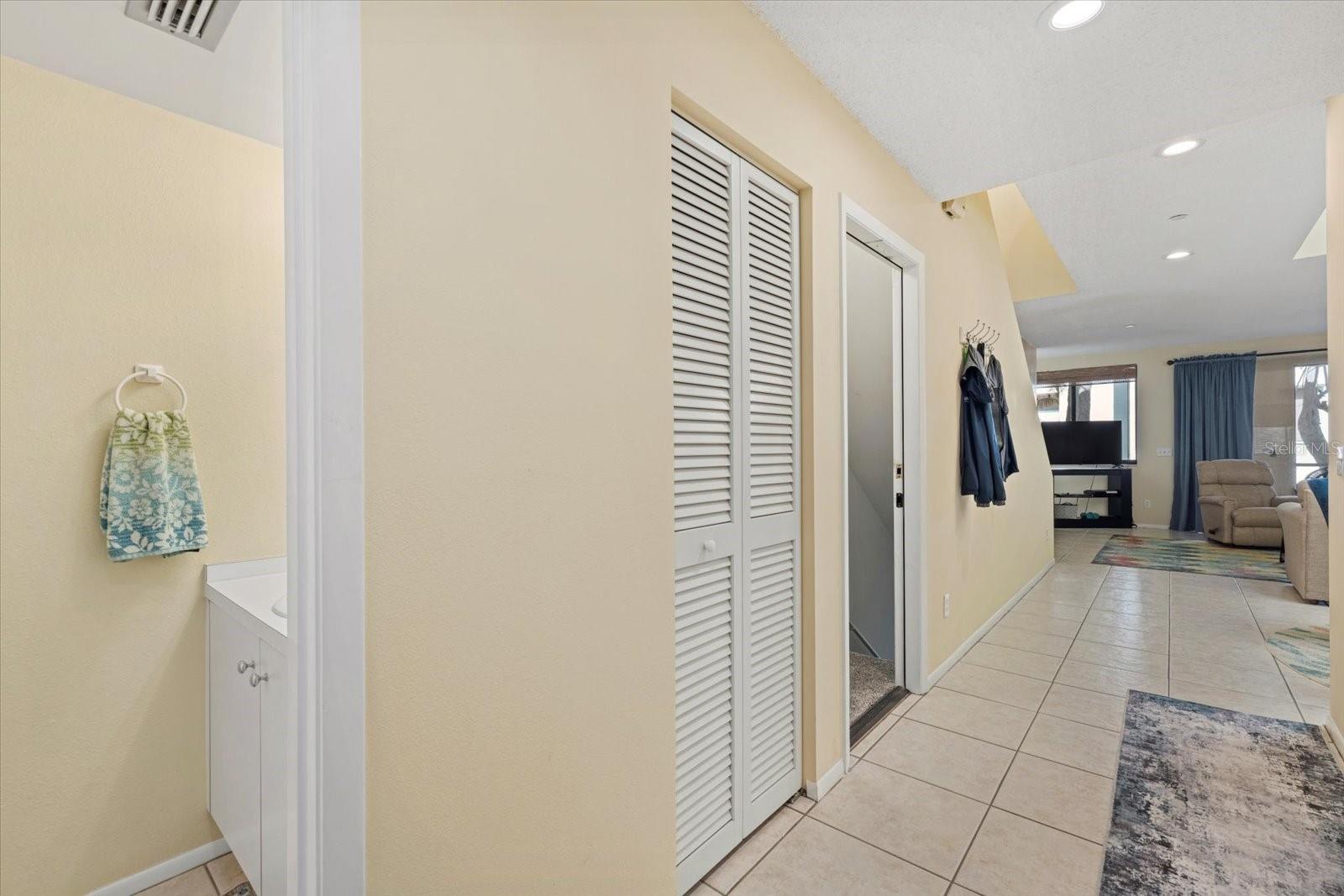 2012 HARBOURSIDE DR #2102, LONGBOAT KEY, FL, 34228